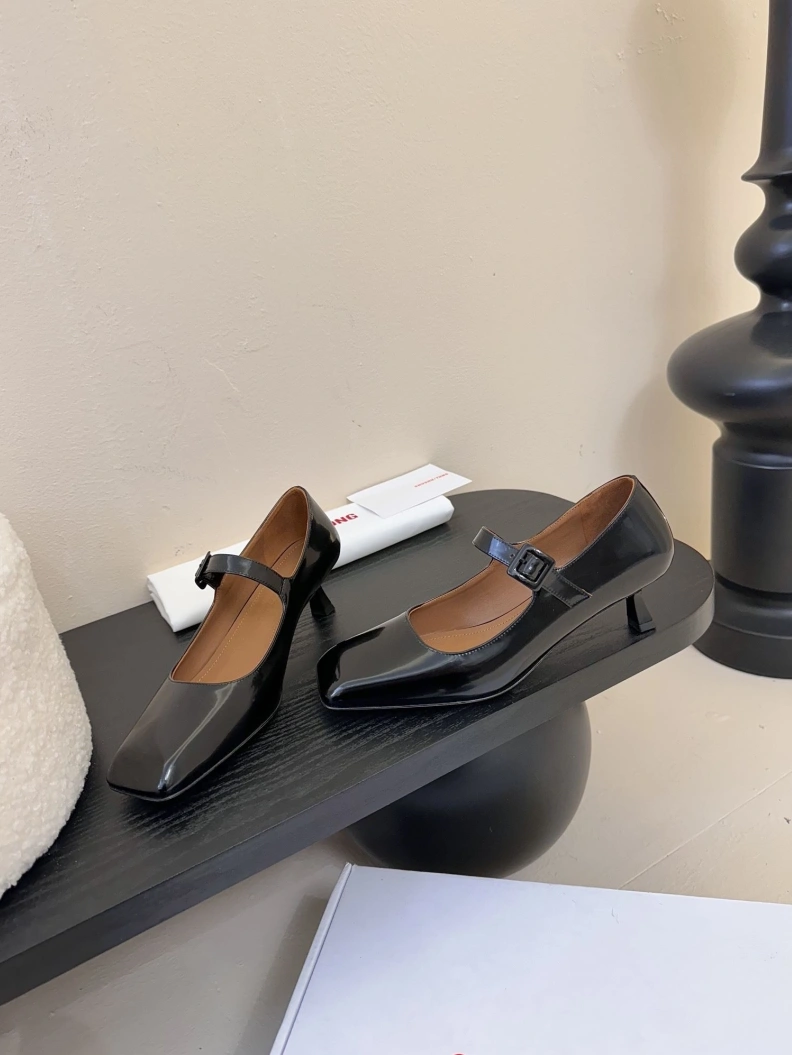 Comfortable Othxr flat shoes 208715