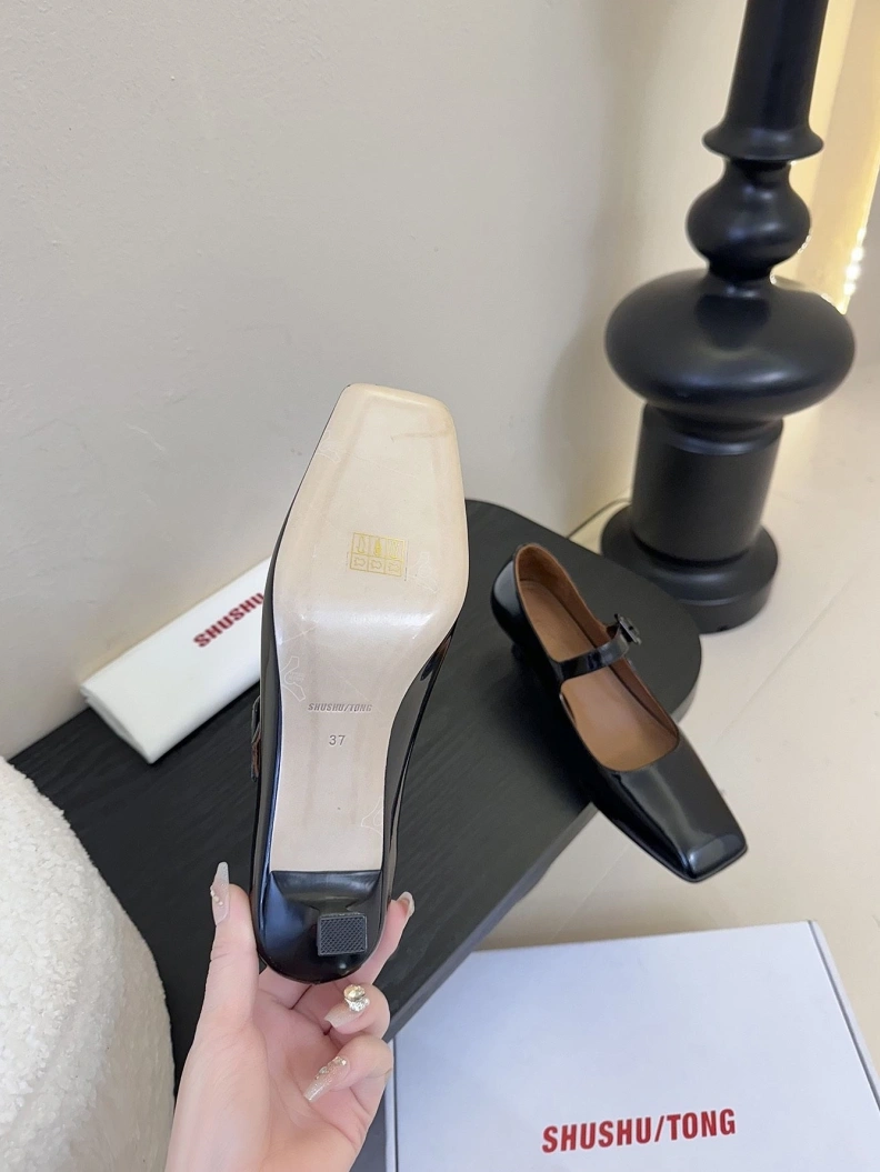 Comfortable Othxr flat shoes 208715