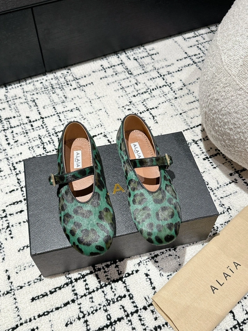 Othxr flat shoes BestValue 208714