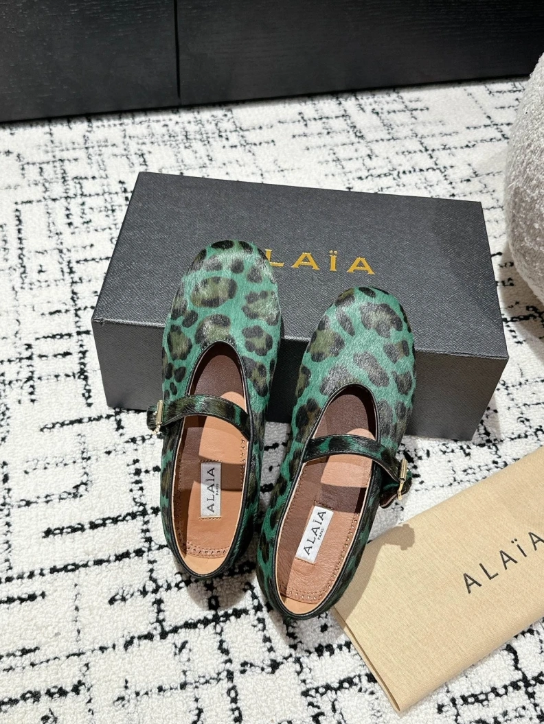 Othxr flat shoes BestValue 208714