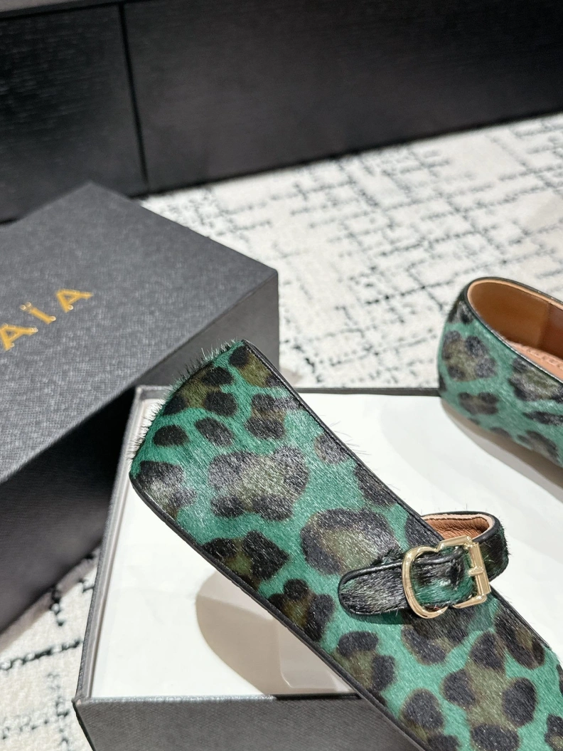 Othxr flat shoes BestValue 208714