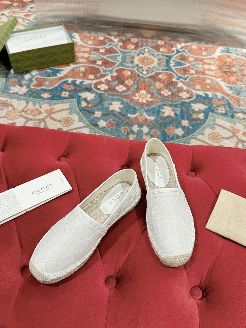 Elegant Gxccx Casual Shoes 155203