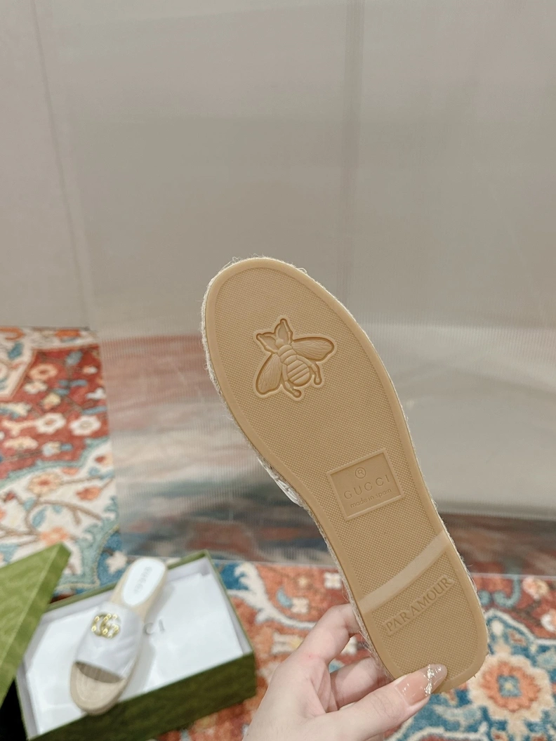 Functional Gxccx Slippers 155092