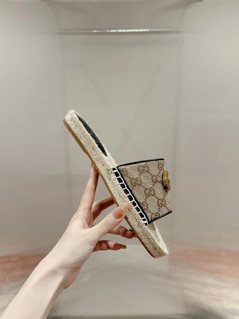 Gxccx Slippers UrbanStyle 155091
