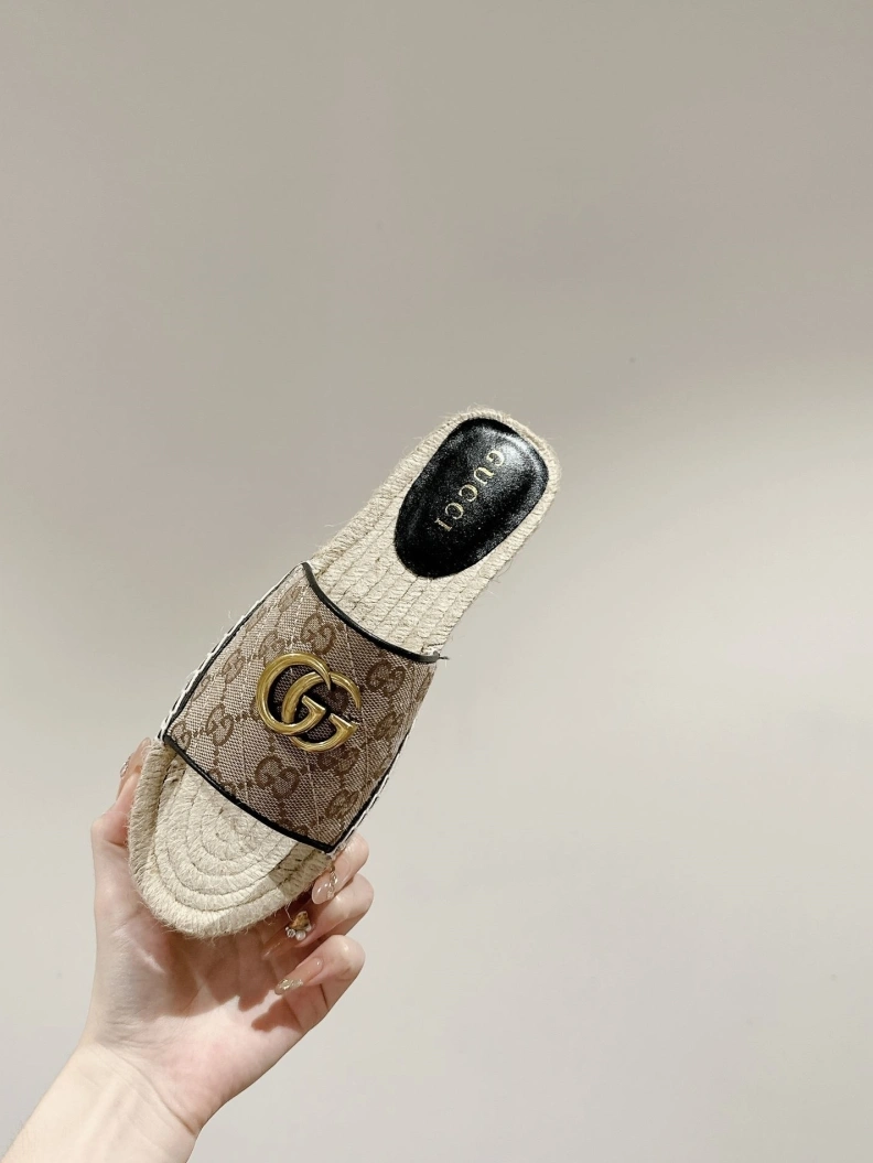 Gxccx Slippers UrbanStyle 155091
