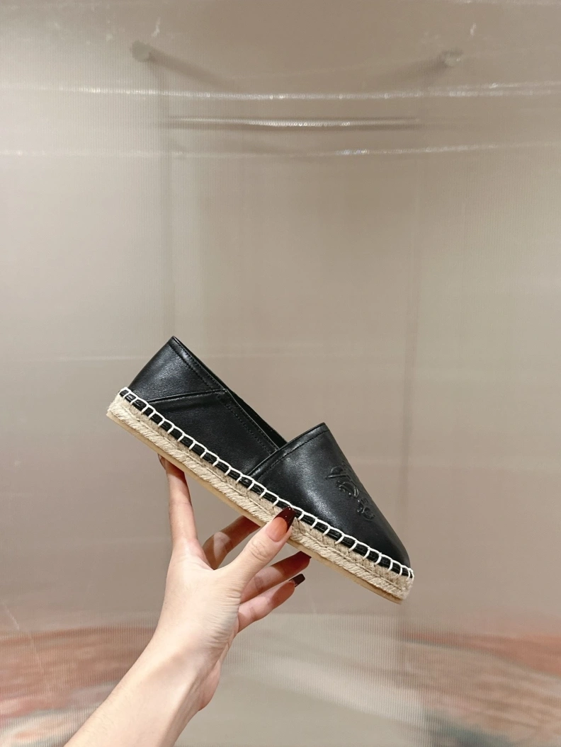 Sophisticated Bxrbxrry Leather Shoes 114385