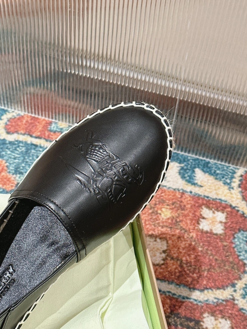 Sophisticated Bxrbxrry Leather Shoes 114385