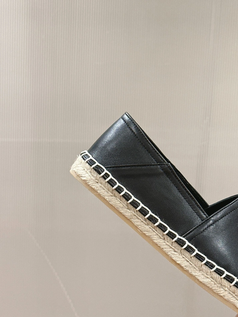 Sophisticated Bxrbxrry Leather Shoes 114385