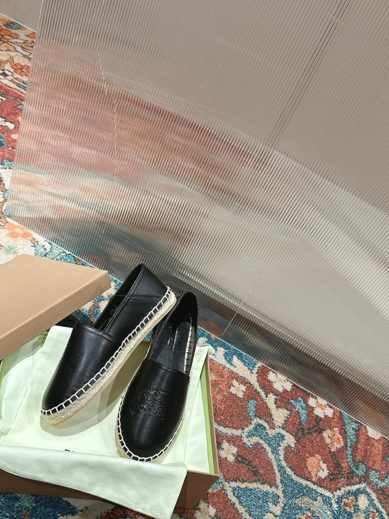Sophisticated Bxrbxrry Leather Shoes 114385