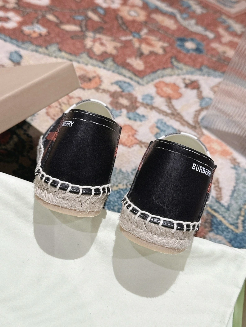 Vibrant Bxrbxrry Leather Shoes 114386