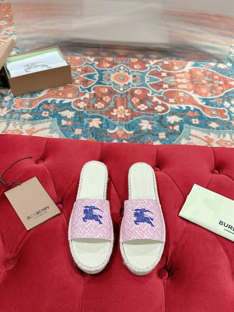 Bxrbxrry Slippers Unique 114374