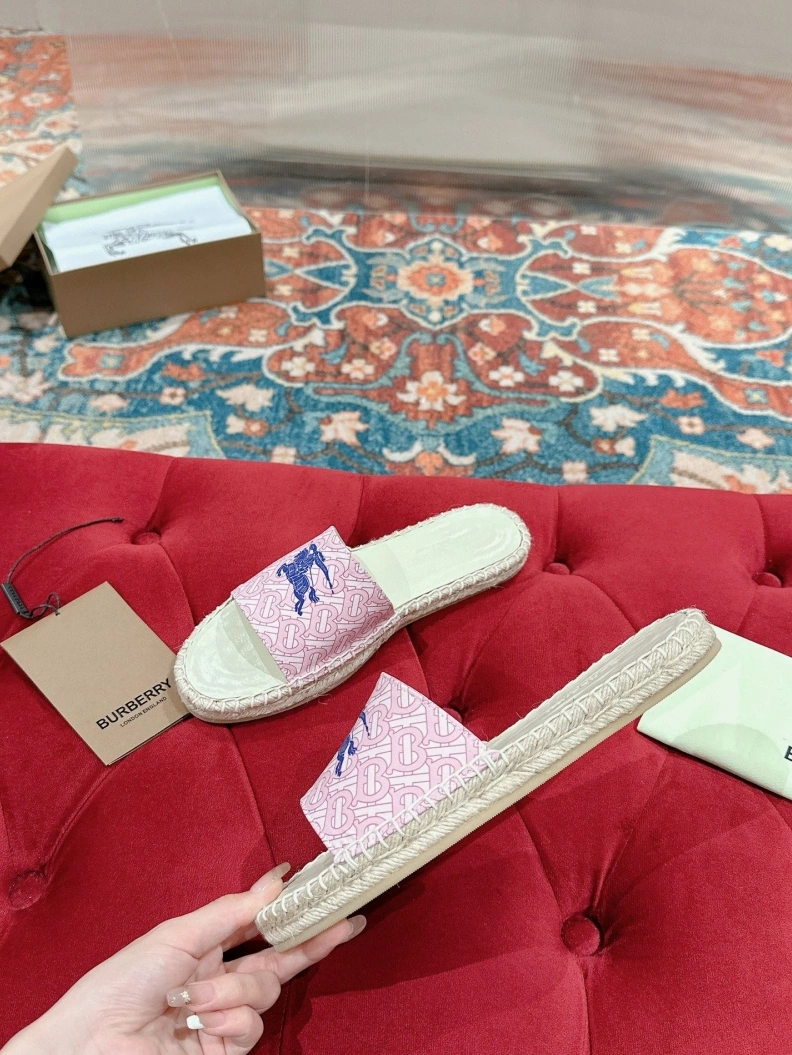 Bxrbxrry Slippers Unique 114374