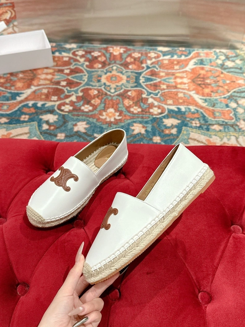 Timeless Cxlxne Casual Shoes 115781