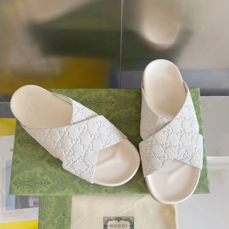 Cozy Gxccx Slippers 155073