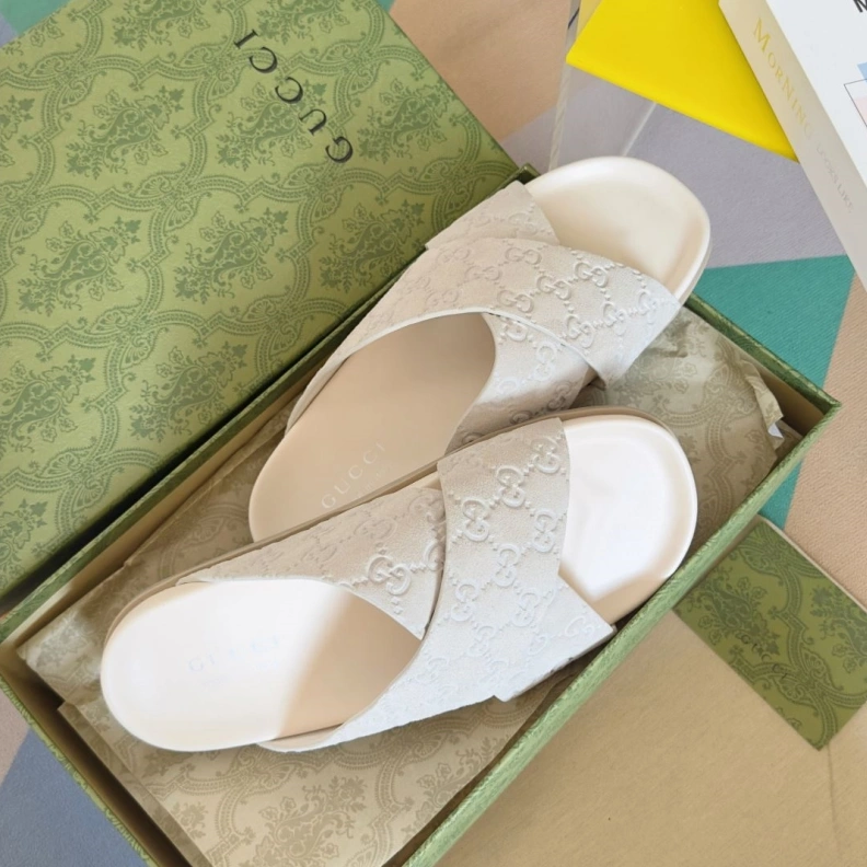 Cozy Gxccx Slippers 155073