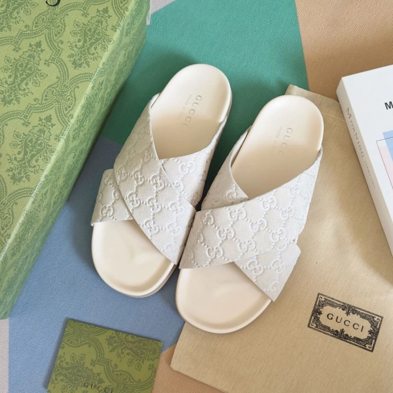 Cozy Gxccx Slippers 155073