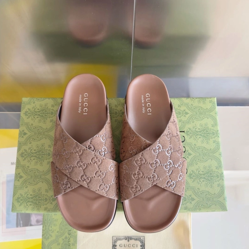 Reliable Gxccx Slippers 155076