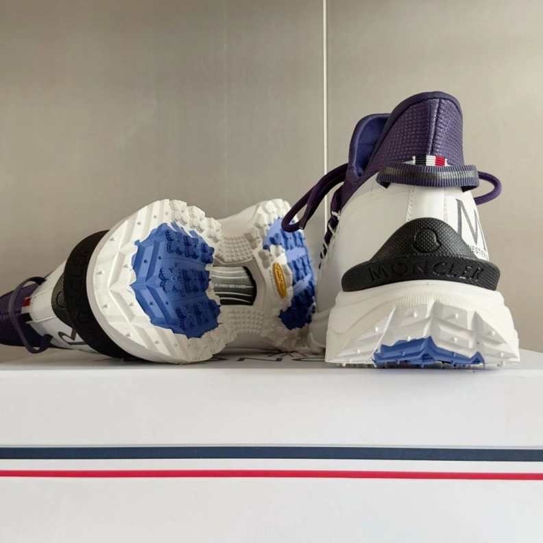 Popular Mxnclxr Sneakers 197152