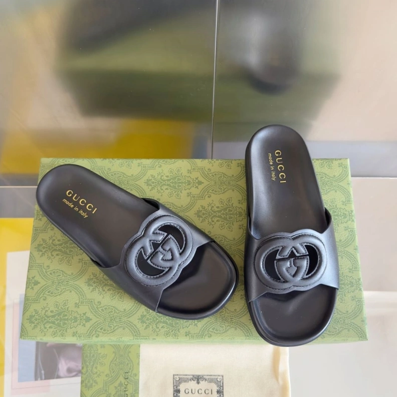 Efficient Gxccx Slippers 155071
