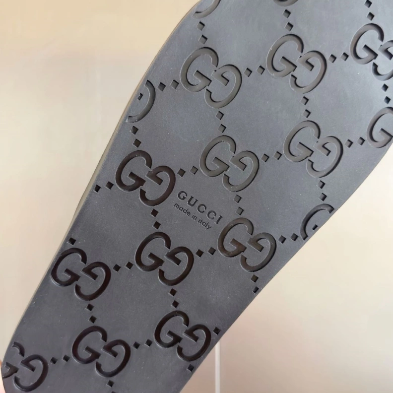 Efficient Gxccx Slippers 155071