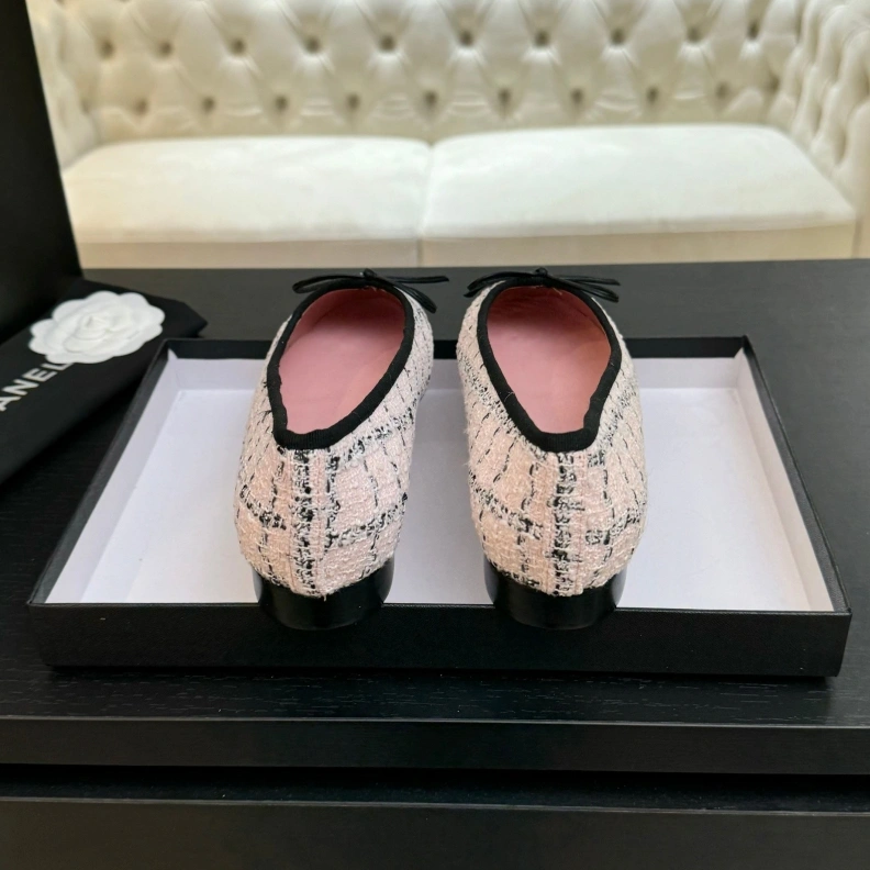 EyeCatching Chxnxl Flat Shoes 117605