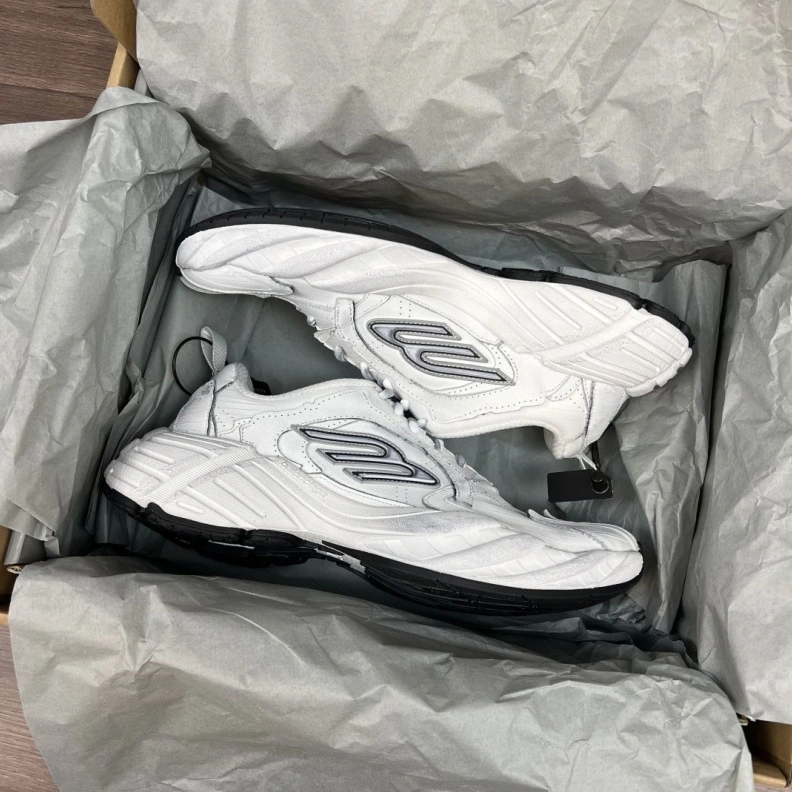 Bxlxnciaga Casual Shoe WellDesigned 109121
