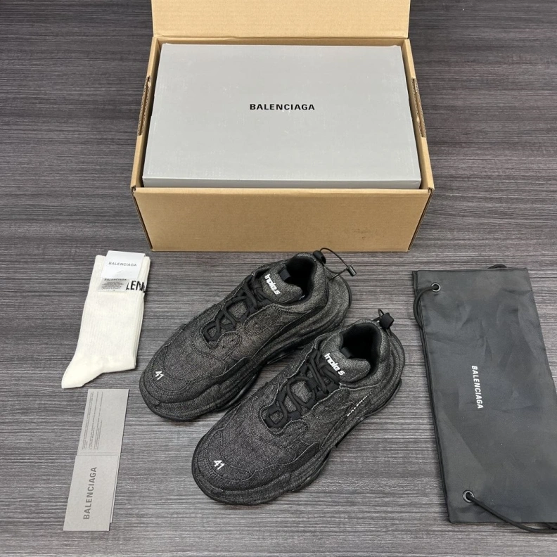 Resilient Bxlxnciaga Casual Shoe 109114