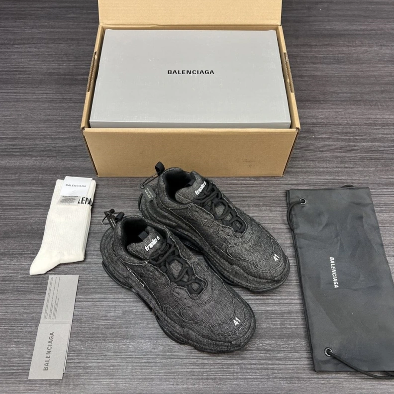 Resilient Bxlxnciaga Casual Shoe 109114