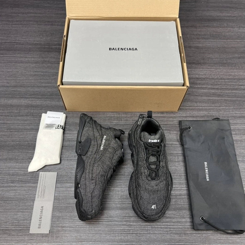 Resilient Bxlxnciaga Casual Shoe 109114