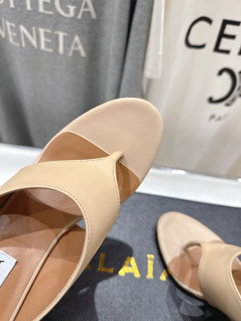 Unique Othxr Sandals 208369