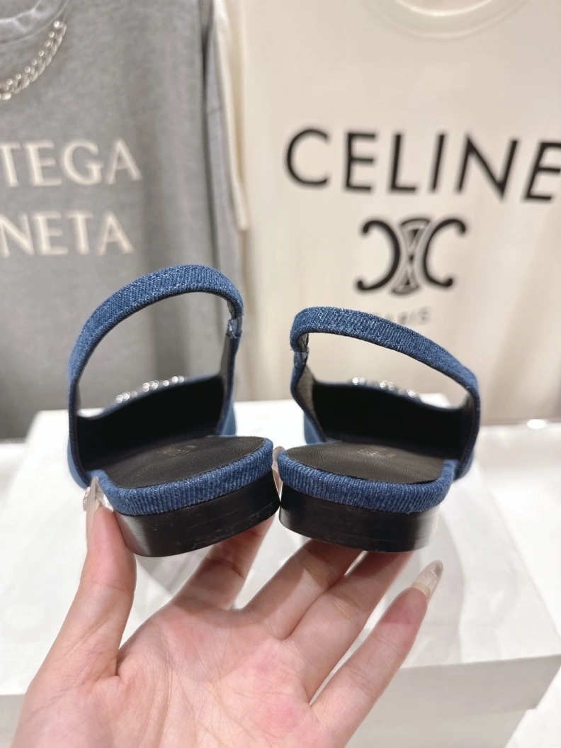 HighQuality Cxlxne Sandals 115712