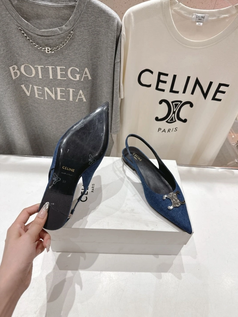 HighQuality Cxlxne Sandals 115712