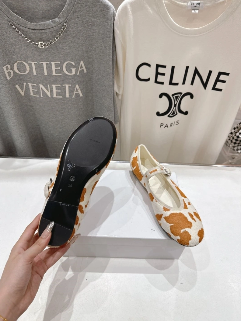 Othxr flat shoes Sleek 208705