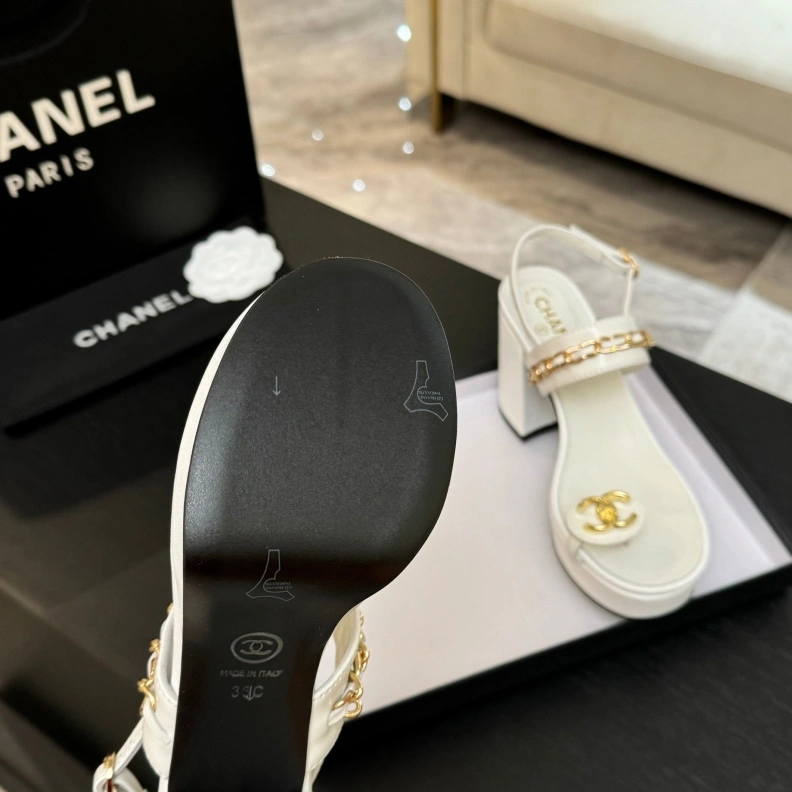 Modern Chxnxl Sandals 117307