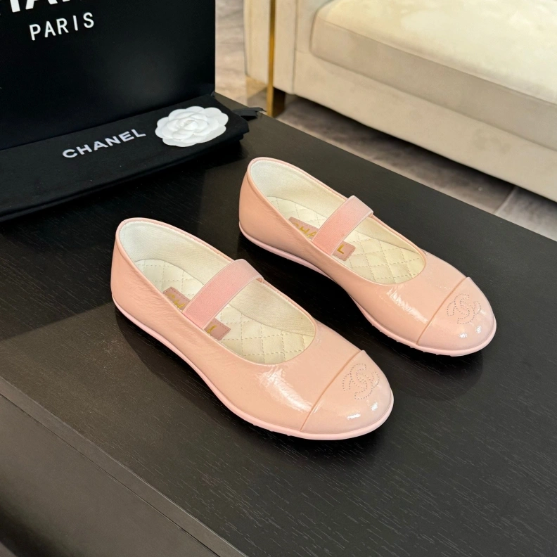 Refined Chxnxl Flat Shoes 117598