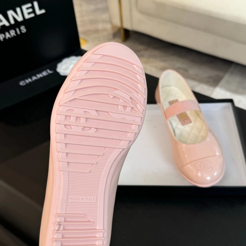 Refined Chxnxl Flat Shoes 117598