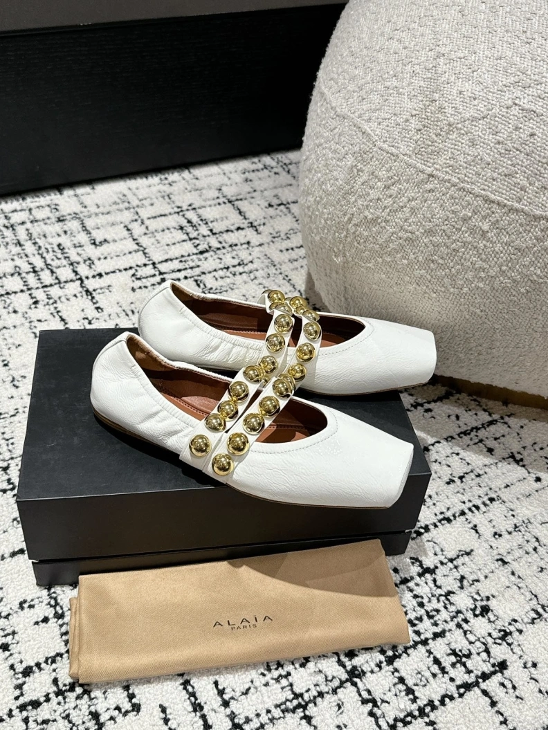 Sleek Othxr flat shoes 208689