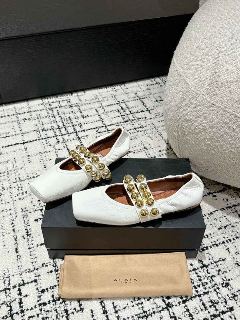 Sleek Othxr flat shoes 208689