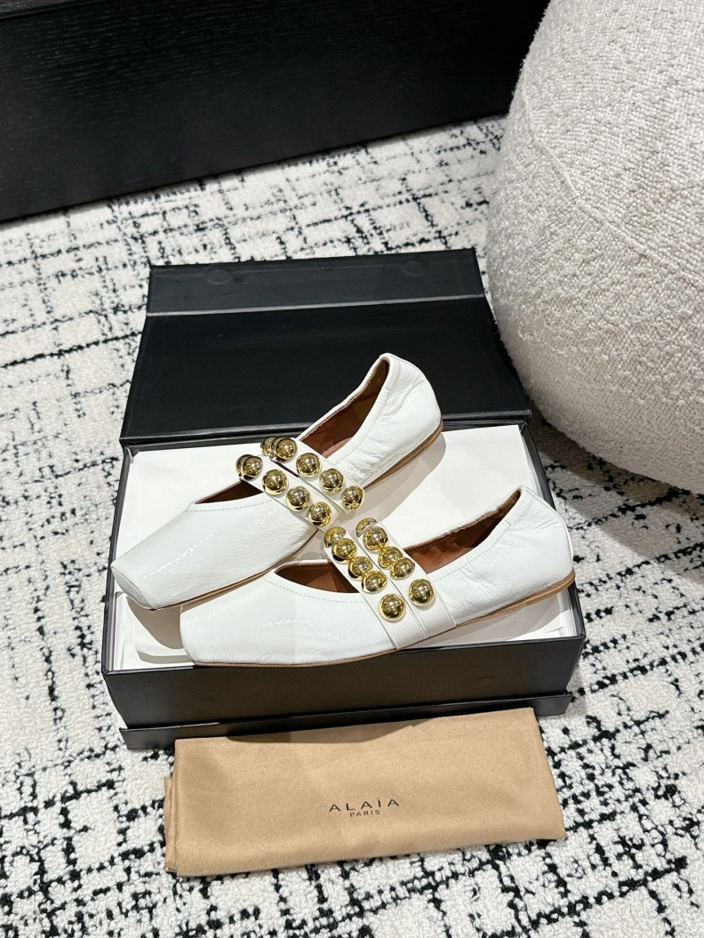 Sleek Othxr flat shoes 208689