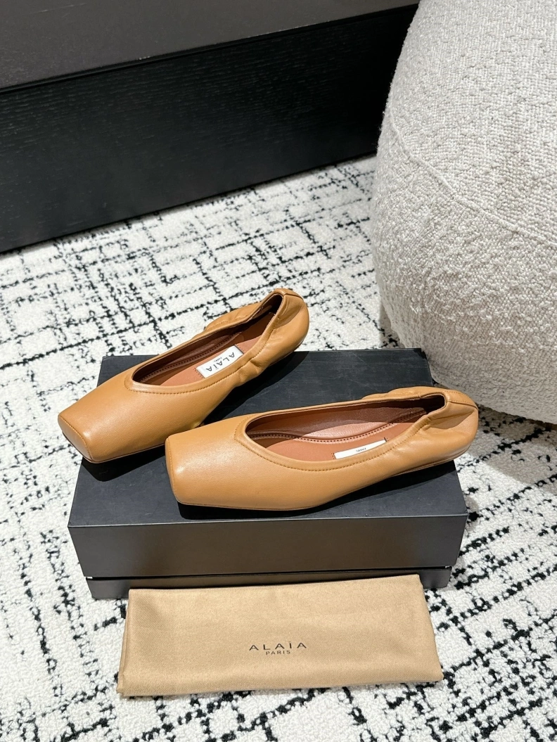 Othxr flat shoes Timeless 208686