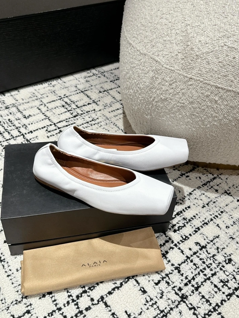 Sophisticated Othxr flat shoes 208684