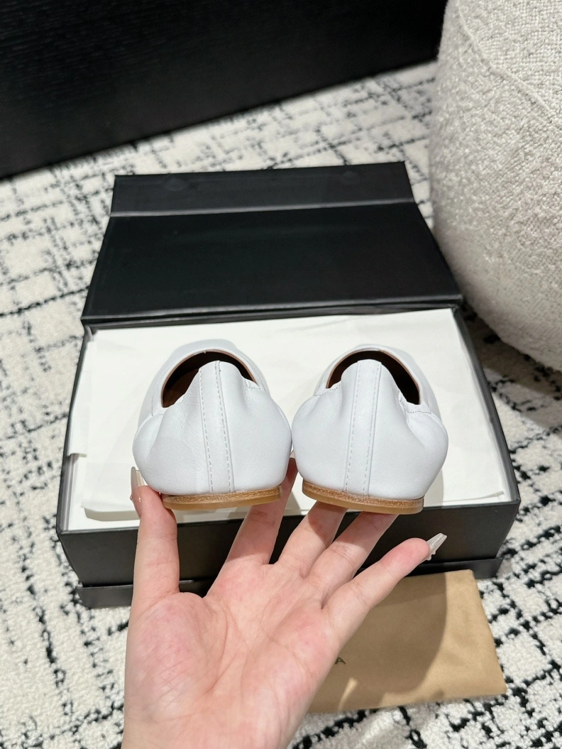 Sophisticated Othxr flat shoes 208684