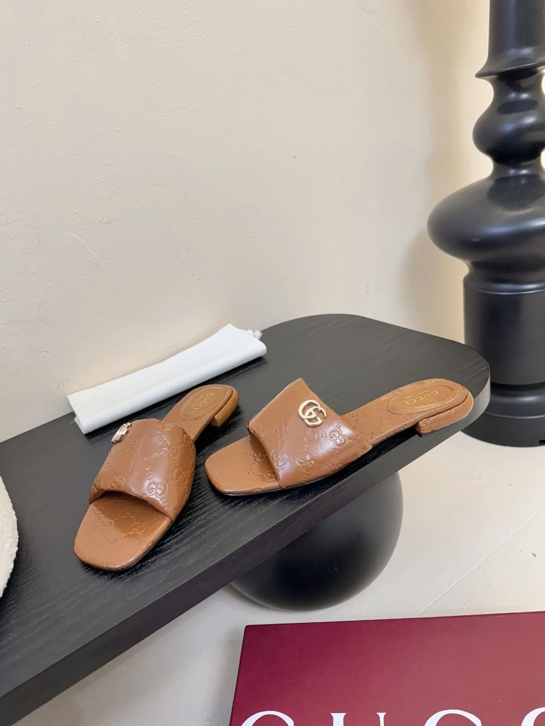 Gxccx Slippers Minimalist 155065