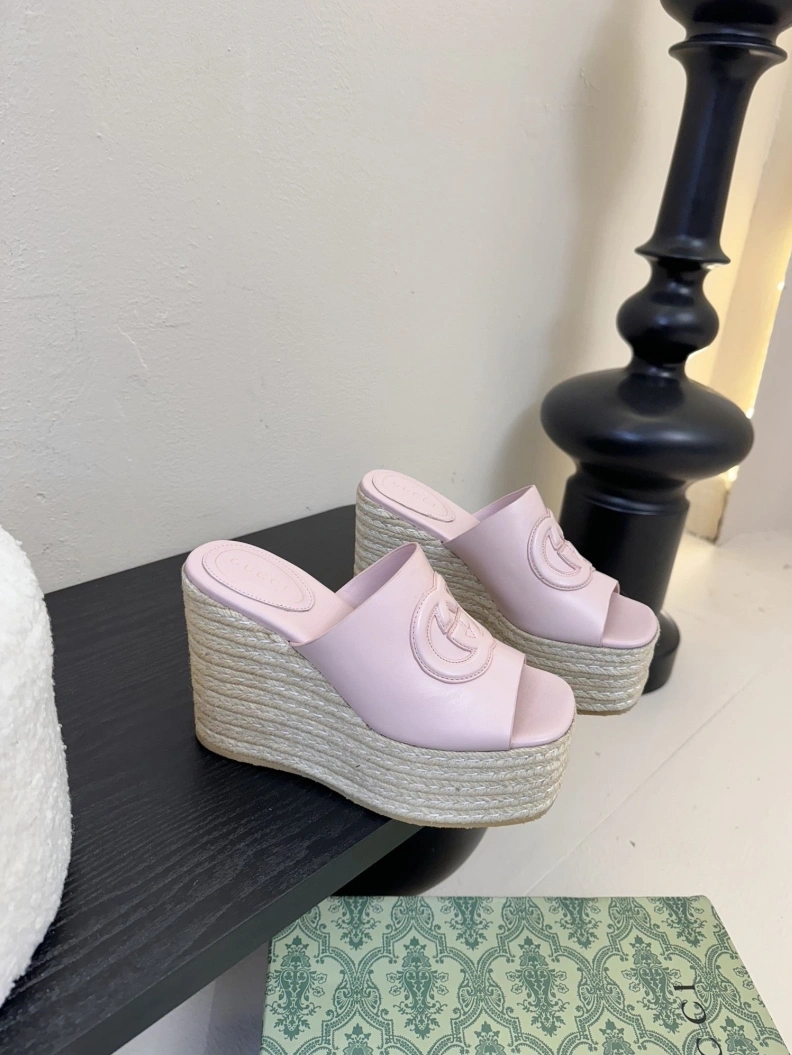 Fashionable Gxccx Sandals 155115