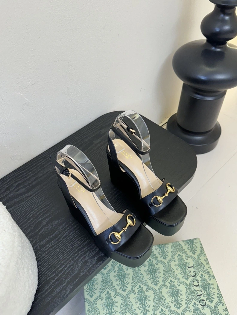 Gxccx Sandals GoAnywhere 155118