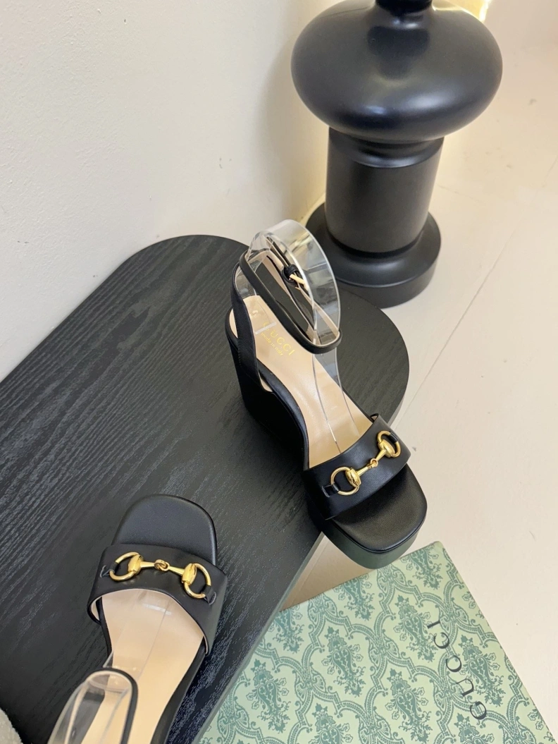 Gxccx Sandals GoAnywhere 155118