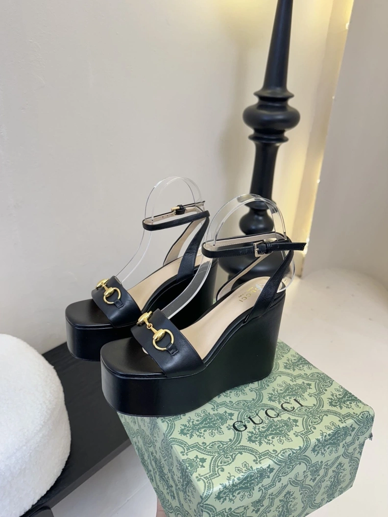 Gxccx Sandals GoAnywhere 155118