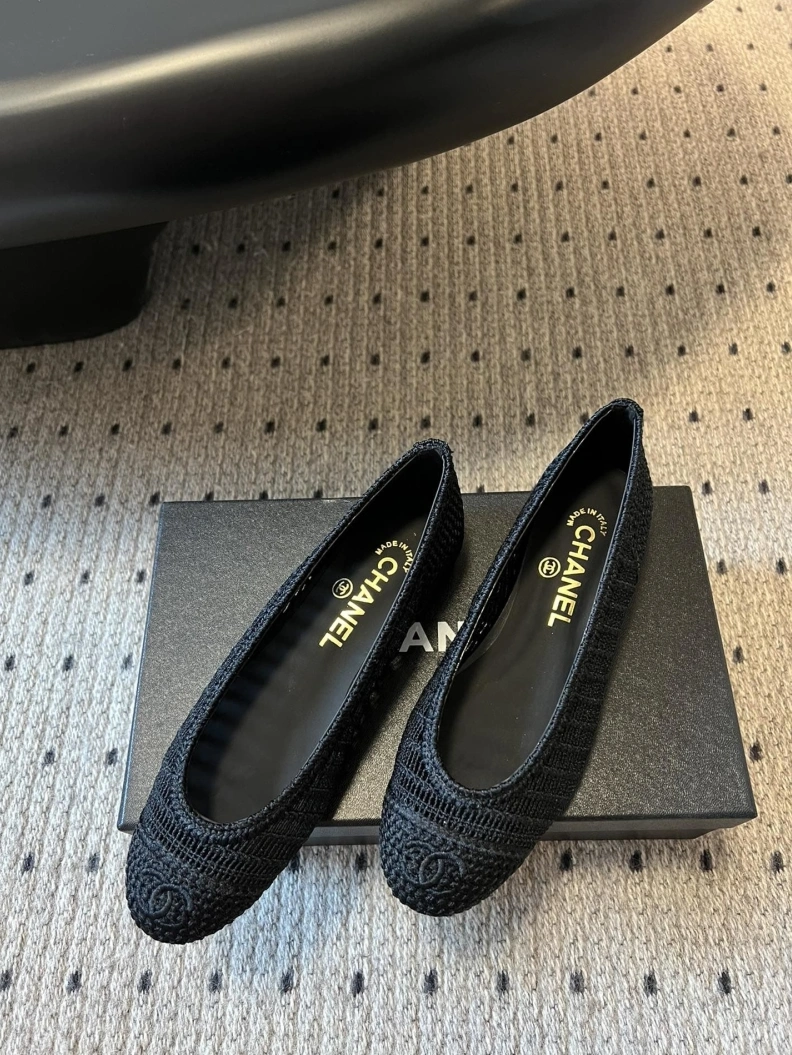 Trendy Chxnxl Flat Shoes 117589