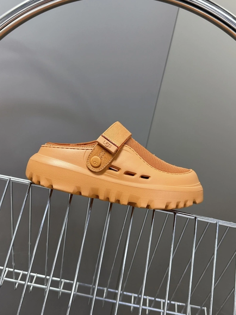 Othxr Slippers WellDesigned 208179