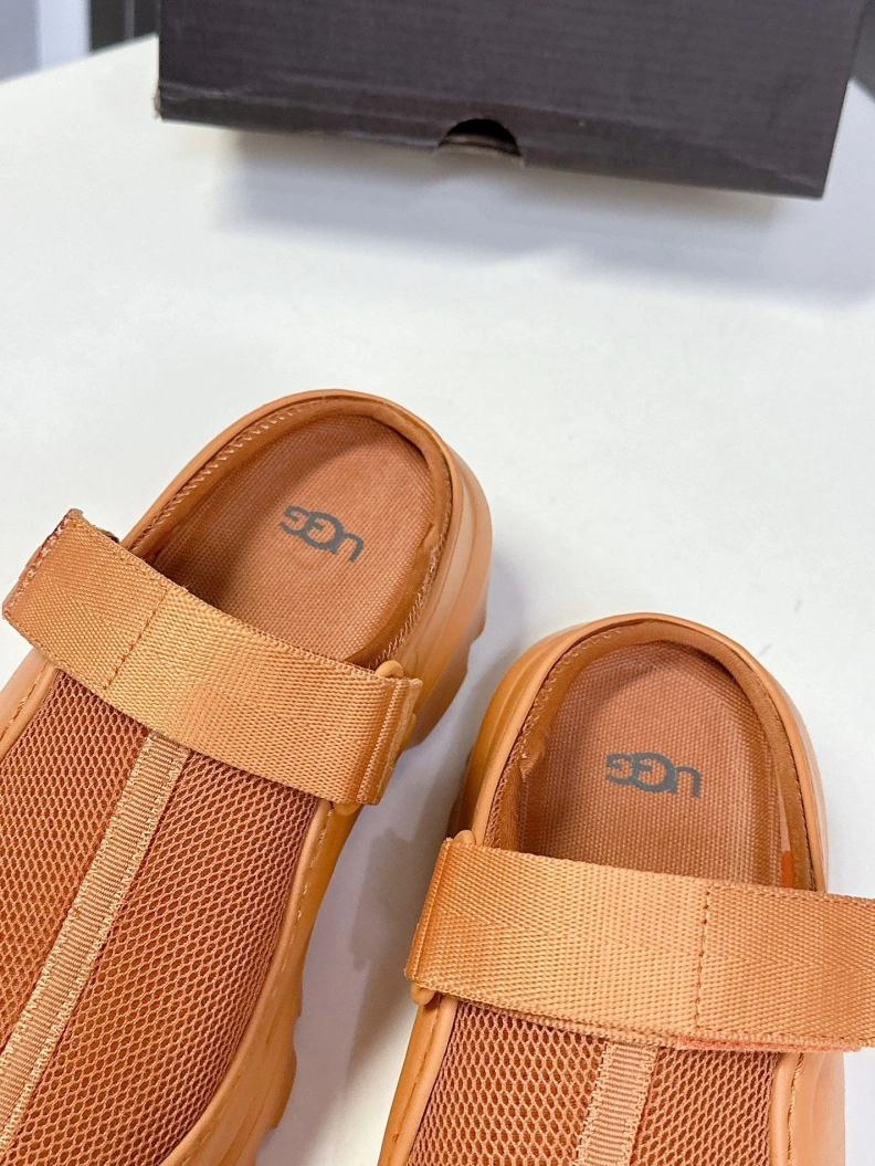 Othxr Slippers WellDesigned 208179